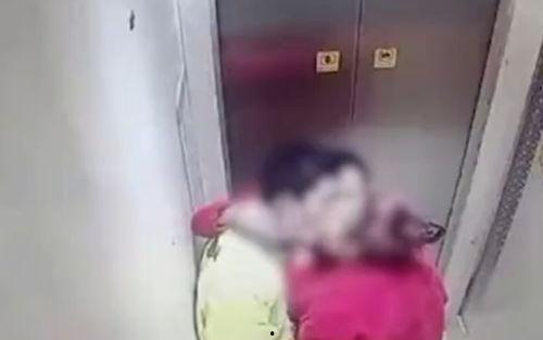 电梯艳遇在线观看,一场意外的浪漫邂逅